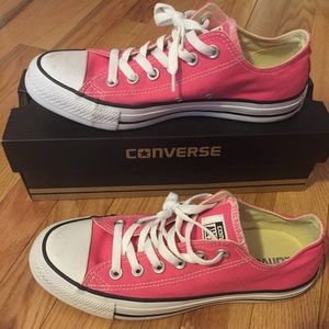 Pink low top Converse